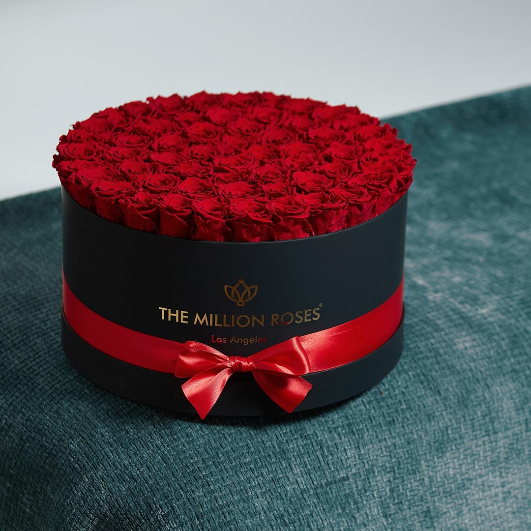 Deluxe Black Box | 70 Red Roses