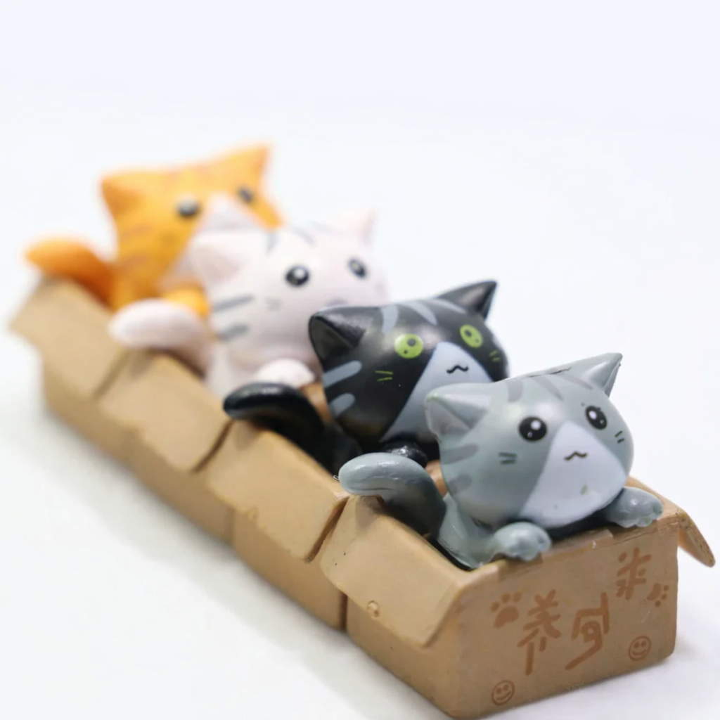 Kawaii Mini Cat Ornament – Cute Kitten Figurine for Garden, Nursery, Kids’ Room & Home Décor
