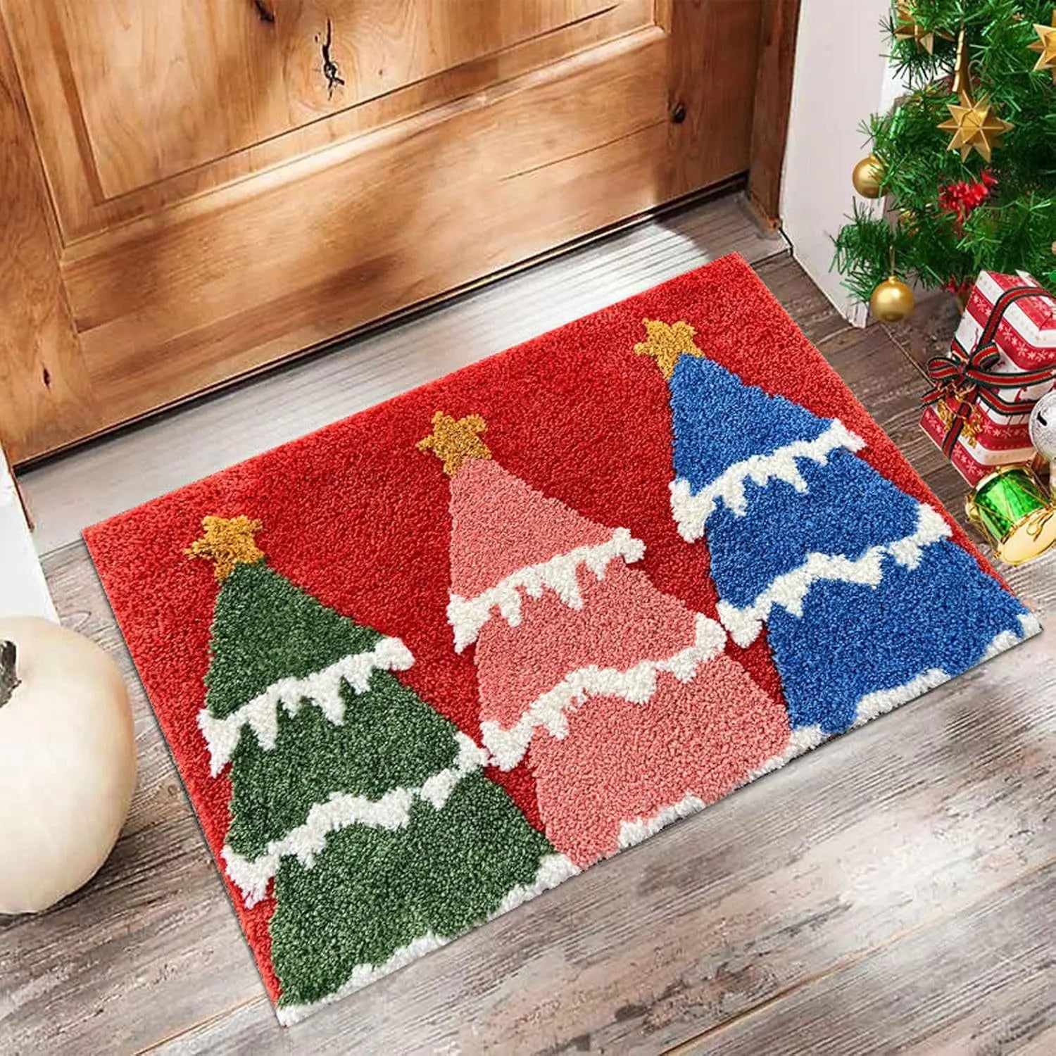 Christmas Door Mat – Santa Claus & Gingerbread Man Holiday Carpet for Indoor/Outdoor Décor